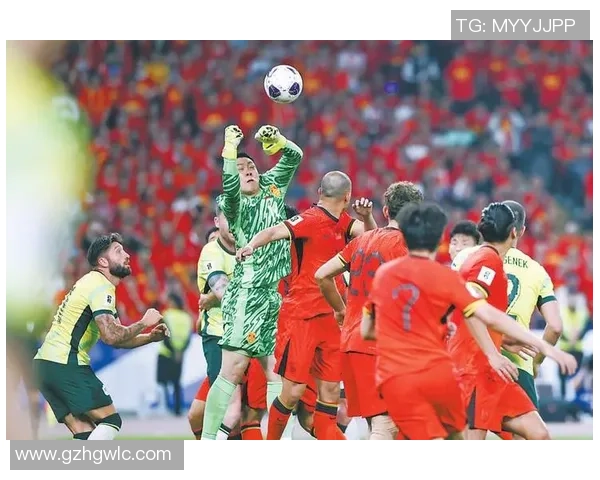 精彩瞬间球星救球神技完美呈现绝佳扑救守门员逆袭之战